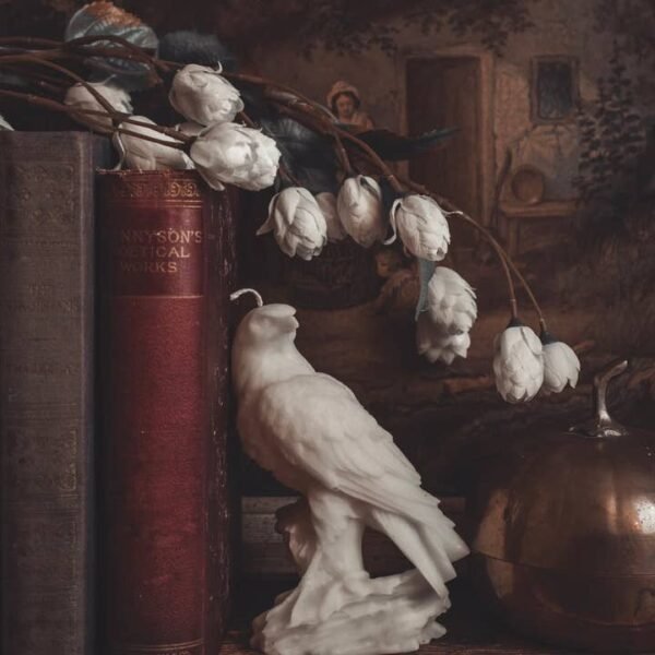 Wholesale Hawk Pillar Candle – Elegant, Handcrafted, and Nature-Inspired - Image 3