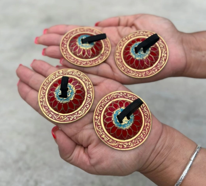 2 Pairs Brass Lotus Flower Finger Cymbals Zills For Belly - Image 17