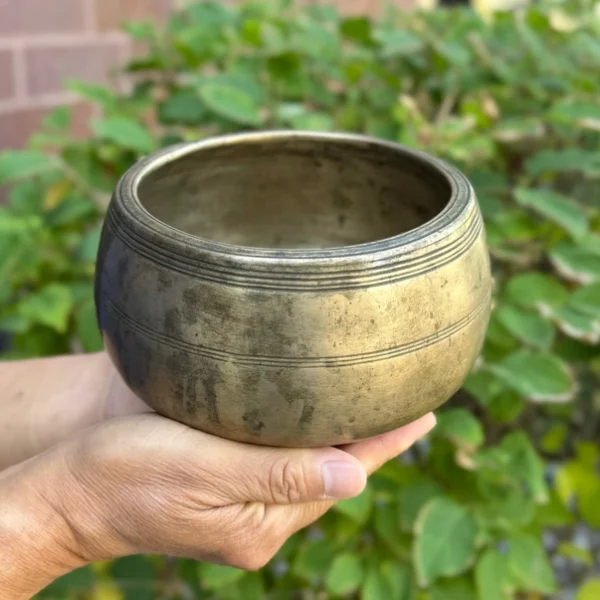 Mani Antique Rare Singing Bowl from Himalaya 5.75 Inches