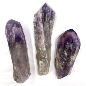 Cathedral Amethyst Torch (small – medium)