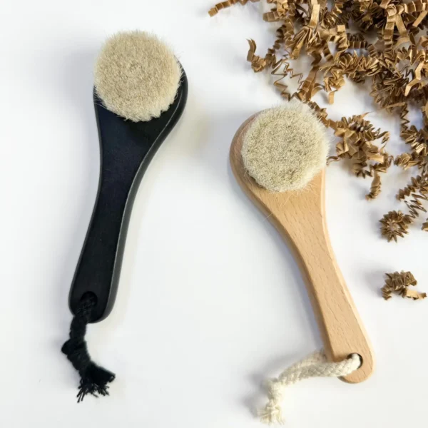 Plastic Free Face Brush with Natural Bristles